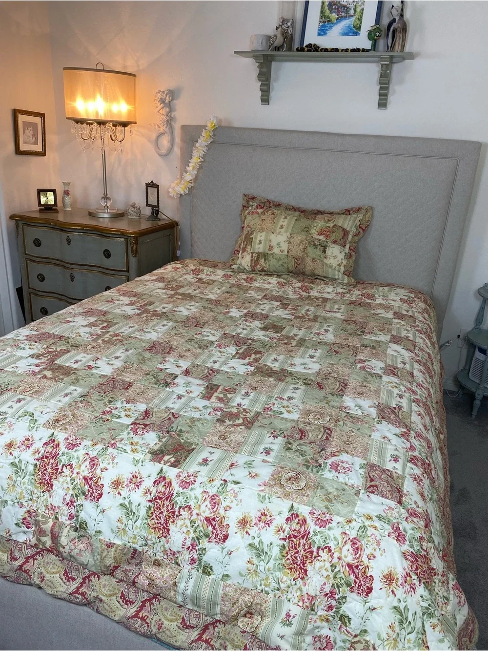 Vintage patchwork style comforter w/ sham floral Queen